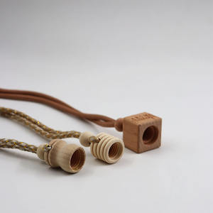 Bouteille en verre carrée transparente personnalisée de 5 ml, 8 ml, 10 ml pour désodorisant de voiture, parfum à suspendre, avec bouchon à vis et impression sérigraphiée, diffuseur à bâtonnets - Product Image 4