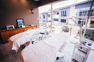 Chaise <span class=keywords><strong>de</strong></span> lit <span class=keywords><strong>de</strong></span> <span class=keywords><strong>Table</strong></span> faciale <span class=keywords><strong>de</strong></span> Salon <span class=keywords><strong>de</strong></span> beauté professionnel pour le tatouage facial <span class=keywords><strong>de</strong></span> <span class=keywords><strong>massage</strong></span> avec la couverture en cuir à vendre - Product Image 5