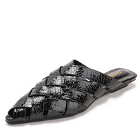 Nouvelles sandales minimalistes de luxe léger, chaussures plates élégantes et polyvalentes pour les trajets quotidiens, les sorties en plein air, les rendez-vous et les soirées