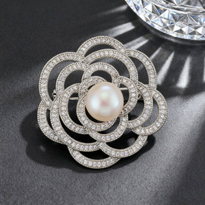 Camellia Brooch Freshwater Pearl Zircon Inlay Copper Alloy Women's <b>Wedding</b> Fashion <b>Accessory</b> - Product Image 4