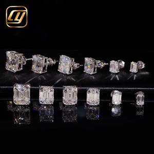 Boucles d'oreilles clous en moissanite taille émeraude en gros, en argent S925, serties à quatre griffes, plusieurs carats, certificat GRA, bijoux - Product Image 3