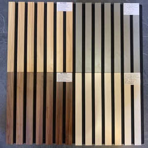 Panneaux acoustiques insonorisants autocollants, panneaux acoustiques en grille couleur <span class=keywords><strong>bois</strong></span>, vente en <span class=keywords><strong>gros</strong></span> aux <span class=keywords><strong>prix</strong></span> d'usine - Product Image 1