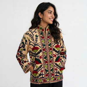 Veste en coton écologique brodée de fleurs avec col montant et fermeture à points ouverts, style hiver Prairie Chic, vêtements d'extérieur pour femmes - Product Image 1
