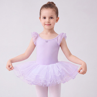 Robe de tutu de ballet pour filles avec manches volantées et bordure à volants fleuris en tissu spandex pour la pratique quotidienne et les récitals