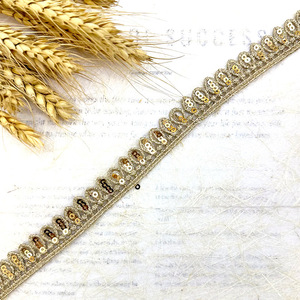 Fournisseur de fil d'or de luxe <span class=keywords><strong>en</strong></span> gros <span class=keywords><strong>en</strong></span> <span class=keywords><strong>ligne</strong></span> Garniture <span class=keywords><strong>en</strong></span> dentelle à paillettes Lurex Garniture <span class=keywords><strong>en</strong></span> dentelle à paillettes africaine pour couture - Product Image 4