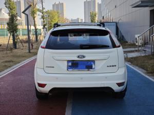 <span class=keywords><strong>Ford</strong></span> <span class=keywords><strong>Focus</strong></span> Classic Million Edition Hatchback 2013 |   Techo Corredizo, Radar Trasero, Chasis <span class=keywords><strong>Deportivo</strong></span>, Confiable y Divertido - Product Image 5