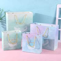 Shaher Luxus Geschenktüte mit Pastell-Farbverlauf, Goldener Kordelzuggriff, Individuelles Himmelsmuster, Kartonverpackung für Boutique-Kleidung