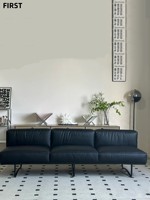 Canapé en cuir et acier inoxydable Le Corbusier LC5 Bauhaus, style mid-century, adapté aux salons et bureaux de différentes tailles
