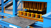 Machine de fabrication de pavés et de blocs creux entièrement automatique QT4-16 pour briques de ciment et pavés de bordure, durable et de qualité supérieure