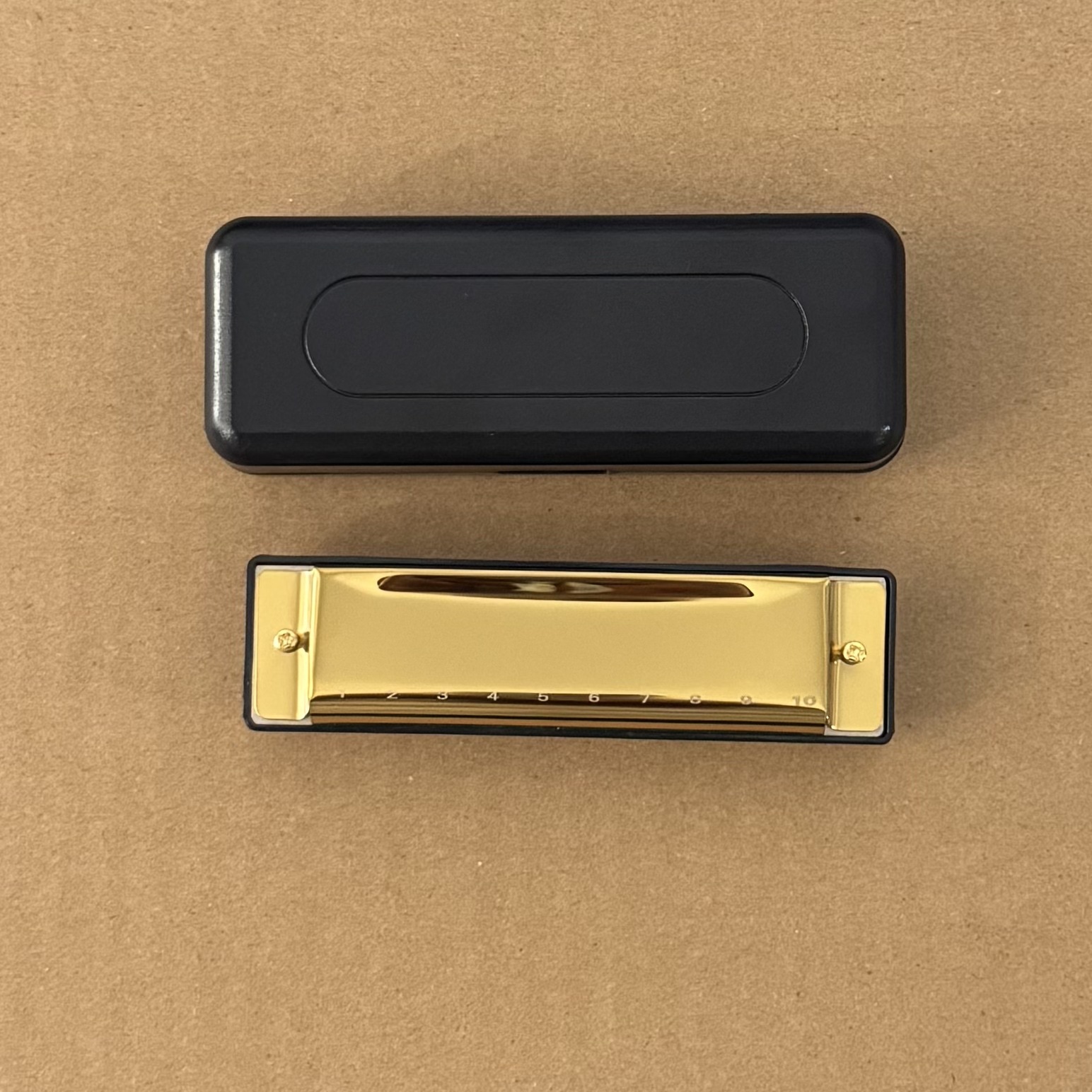 Manuel d'instructions en anglais (personnalisable) pour or non marqué à 10 trous.