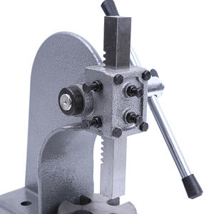 Presse à poinçon manuelle compacte 1t, directement de l'usine, pour le travail des métaux – Approvisionnement transfrontalier - Product Image 5