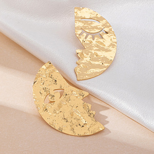 Pendientes Asimétricos de Moda Kaimei 2026, Pendientes de Aleación Dorados para Mujer, Estilo Halloween, Pendientes Originales para Mujer - Product Image 4