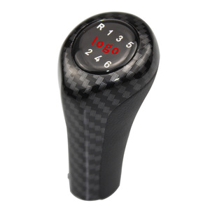 Pommeau de levier de vitesse en fibre de carbone 5 vitesses 6 vitesses ergonomique pour BMW avec logo personnalisé - Product Image 5