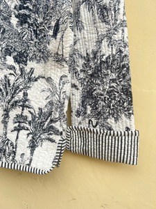 Chaqueta Acolchada de Algodón Vintage Hecha a Mano para Mujer, Abrigo Boho, Kimono con Ribete a Rayas, Nuevo Estilo, Chaqueta de Invierno, Regalo Perfecto para Ella - Product Image 5