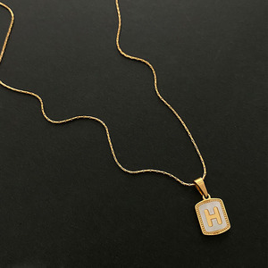 Collar con Colgante en Forma de H, Chapado en Oro de 18K, con Letras Cuadradas, Collar de Regalo para Mujer - Product Image 1