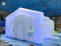 Tente de fête cubique portable pour boîte de nuit gonflable Blow Up 360 Photo Booth Enceinte Toile de fond Lumière LED Chapiteau gonflable pour boîte de nuit