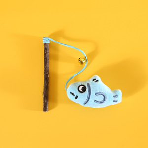 Juguete de gato de hierba gatera con campana de cobre respetuoso con el medio ambiente, juguete de pesca para mascotas con estilo de dibujos animados y Polygonum, juguete para masticar dentición de gato - Product Image 4