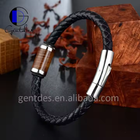 Gelang Kulit Pria dengan Manik-manik Kayu Tong Wiski Custom Gentdes Jewelry, Kancing Magnet Stainless Steel, Logo Terukir