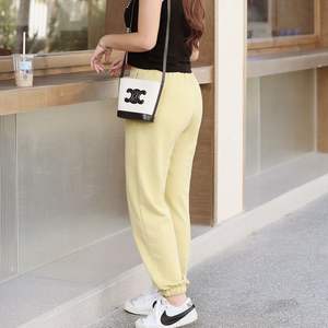 Pantalon de jogging taille haute à cordon de serrage pour femme Runqi N8768 en coton tricoté, grande taille, décontracté et sportif, noir, crème, rose, gris - Product Image 5