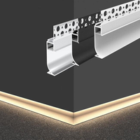 Plinthe sans bordure en plâtre architectural, profil en alliage d'aluminium argenté, ligne de plinthe LED, cloison sèche, dimmable, CRI élevé 90