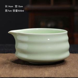 Offre Spéciale – Ensemble Matcha Japonais Personnalisé avec Logo, en Céramique et Verre, pour Vente en Gros : Fouet, Bol à Bec Verseur, Support pour Fouet, Cuillère et Bol Cérémonial - Product Image 2