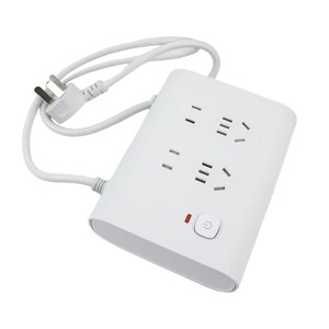 Enchufe Universal Inteligente, Toma de Corriente USB, Regleta de Seguridad de 2500W con Puertos de Carga USB Dobles, Diseño de Barra - Product Image 3