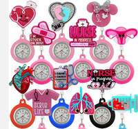 Bobine d'insigne de lettres médicales en plastique pailleté personnalisé en gros avec bobine d'insigne d'infirmière de montre de poche rétractable