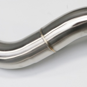 ท่อไอเสียแบบเชื่อมลายเกล็ดปลาสีทองพรีเมียม ลดขนาดเส้นผ่านศูนย์กลาง สำหรับ Mercedes-Benz G63AMG/W463A - Product Image 3