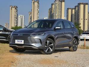 BYD Sea Lion 07 EV SUV Nueva llegada 170kw 230kw 390kw Tracción total Venta caliente China Coches eléctricos híbridos Auto Caja de cambios - Product Image 2