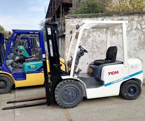 Minicargadora TCM FD30 Importada de Japón, Usada en Buen Estado, Motor Japonés Original, 1 Año de Garantía, Venta de Maquinaria de Construcción - Product Image 2