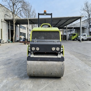 รถบดอัดสั่นสะเทือนแบบนั่งขับ 1.5 ตัน แบบดรัมคู่ ระบบไฮดรอลิกเต็มรูปแบบ - Product Image 3