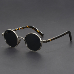 Retro <strong>Small</strong> Round Frame Tortoiseshell Temples Men's Hip-hop Round <strong>Sunglasses</strong> with UV protection - Product Image 1