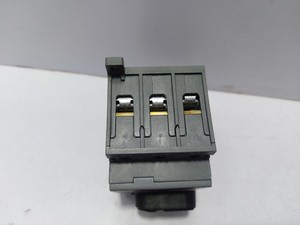 PLC OT63F3 스위치 단로기 Ith 63A Uimp <span class=keywords><strong>8kV</strong></span> 사용 - Product Image 3