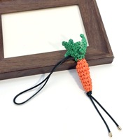 Handgemaakte gehaakte fruit- en groentehanger van raffia, geweven bananen- en paddenstoelvormige tas-hanger sleutelhanger voor rugzak, handtas, feestdagencadeau