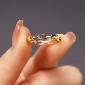 Anello geometrico in acciaio inossidabile, gioiello moderno unisex, idea regalo per donna e uomo - Product Image 3