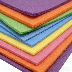 Rouleau géant de tissu non tissé aiguilleté multicolore - Product Image 4