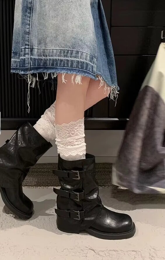Black-Low