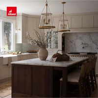Lemari Dapur Kayu Solid Shaker Berwarna Putih Hangat Gaya Transisi Mewah dari Alland Group dengan Pulau Dapur Besar untuk Dapur Villa