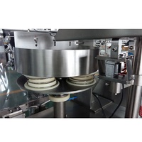 Machine d'emballage de sachets modèle K300 avec remplissage de gobelets volumétriques pour snacks, chips, graines et amandes