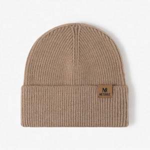 Gorros de Punto para Viaje de Otoño e Invierno al por Mayor, Gorros Personalizados de Pelo Sintético de Conejo, Comunes para Hombres y Mujeres - Product Image 4