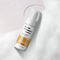 Le nettoyant personnalisable à la vitamine C à la niacinamide équilibre la valeur du pH des peaux sensibles