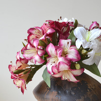 Lys artificiel en soie à tige unique, 3 fleurs, doux et réaliste, pour la décoration intérieure, la fête des Mères et les décorations de mariage