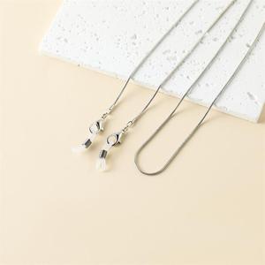 โซ่แว่นตาโลหะแบบโซ่ลายงู 2.0 สำหรับผู้หญิงใส่ได้ทุกวัน - Product Image 2