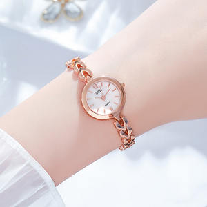 Montre pour femme de grande valeur, petit cadran, chaîne simple, montre à quartz pour étudiants - Product Image 4