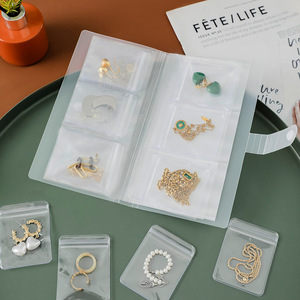 Organisateur de bijoux transparent avec pochettes coulissantes pour boucles d'oreilles, colliers, rangement de bureau, présentoir en plastique anti-oxydation - Product Image 3