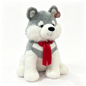 Peluche Husky personnalisée, gris clair et blanc, avec ruban rouge, peluche Husky sibérien assis avec nœud rouge, adorable peluche chien. - Product Image 4