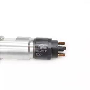 Inyector de combustible 0445110629
0445110631
0445110691 para Audi A3 A4 A5 A6 A7 A8 VW Golf Passat Porsche <span class=keywords><strong>Macan</strong></span> 2.0L - Product Image 1