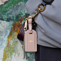 Étiquette de bagage en cuir en gros avec couvercle rabattable pour la confidentialité, sangle réglable, boucle métallique, logo personnalisé, pour valise de voyage