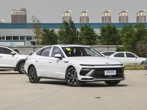 <span class=keywords><strong>Hyundai</strong></span> Sonata Sedan Usata con Cambio Automatico, Alimentazione a Benzina, Tetto Panoramico, Edizione Pro 2024 1.5T - Product Image 3