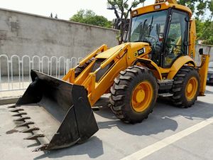 Retroexcavadora diésel de rueda JCB 4CX usada Original de importación con fuerte capacidad de trabajo, alto rendimiento, precio competitivo a la venta - Product Image 3